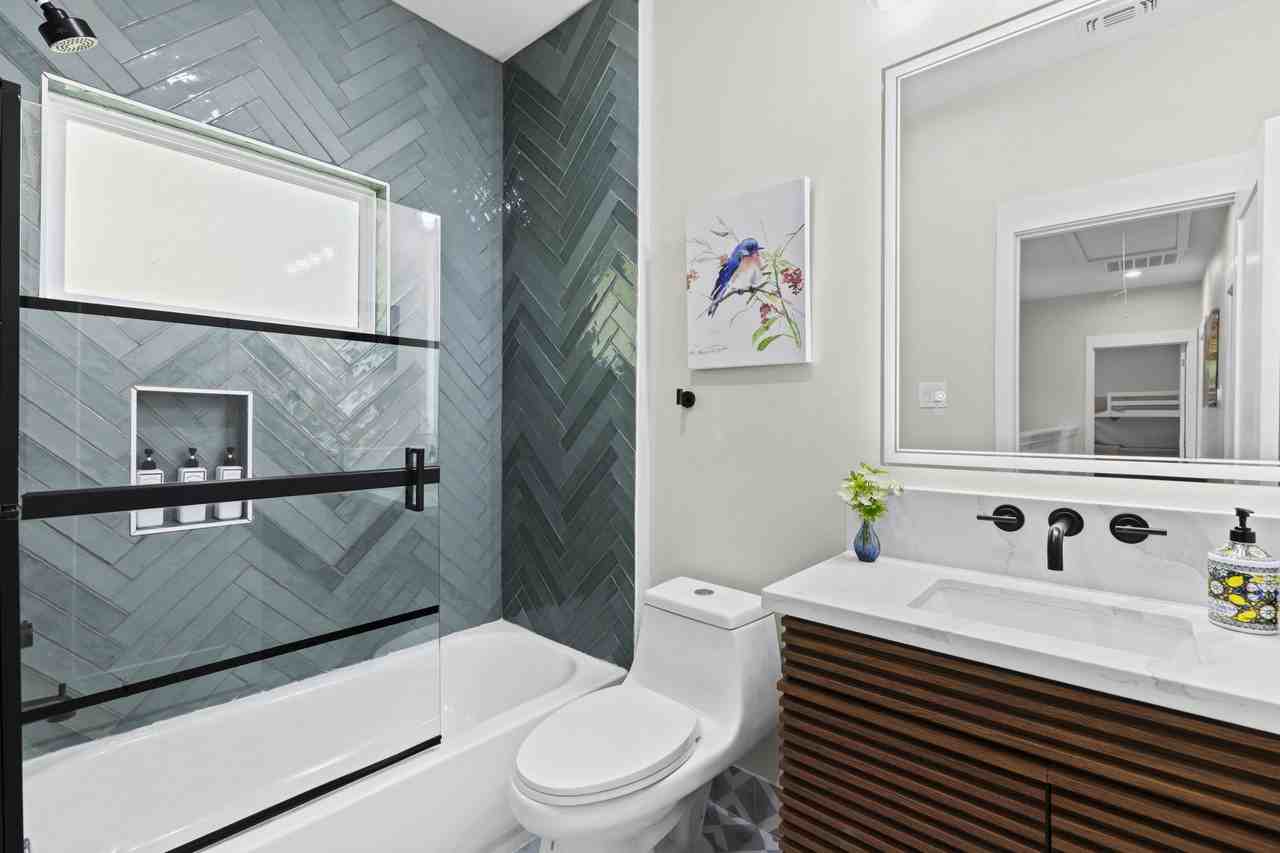 6790 River Road - Photo 3 of 16