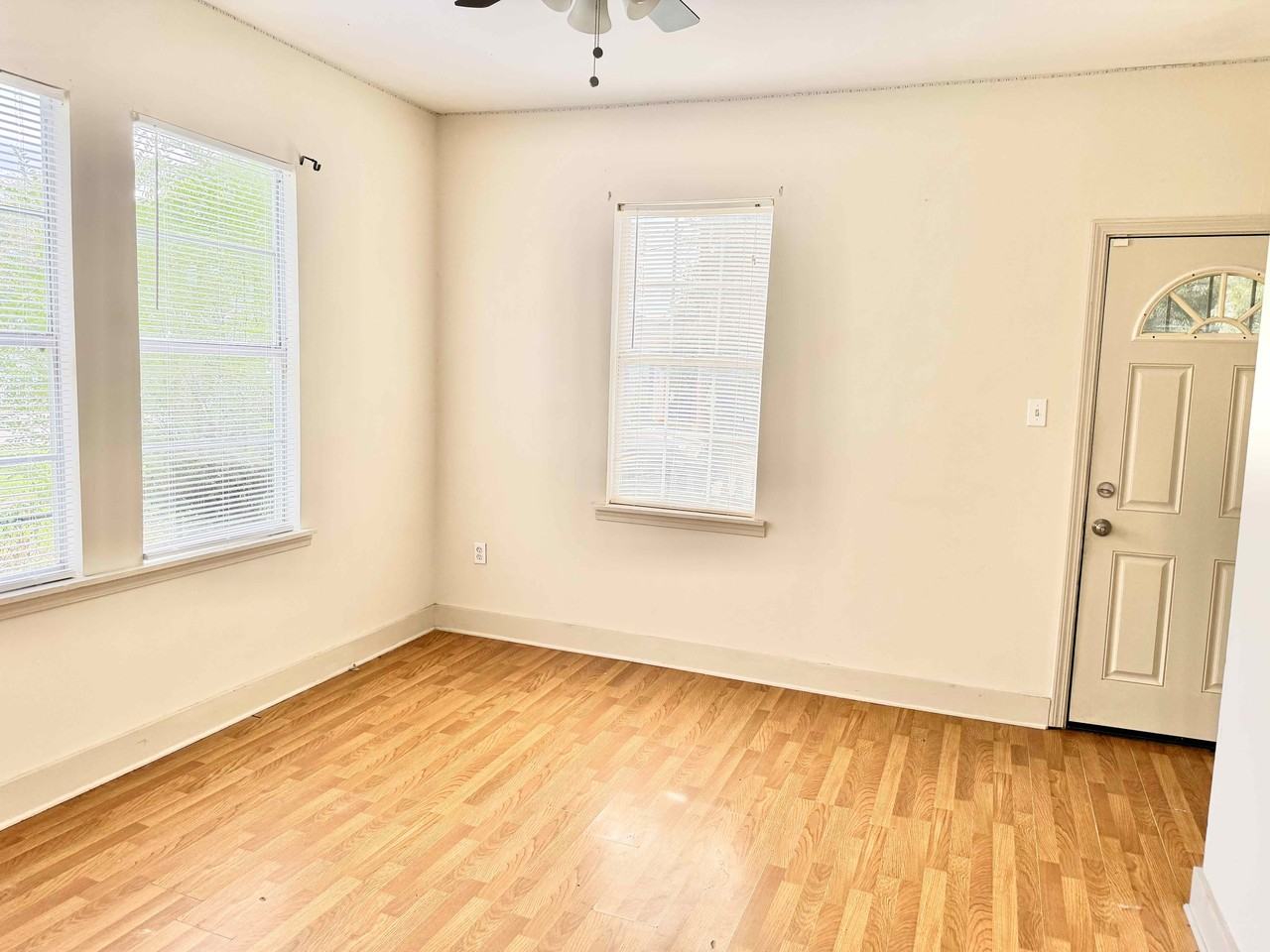 415 Saint Rose Ave #1 - Photo 2 of 12