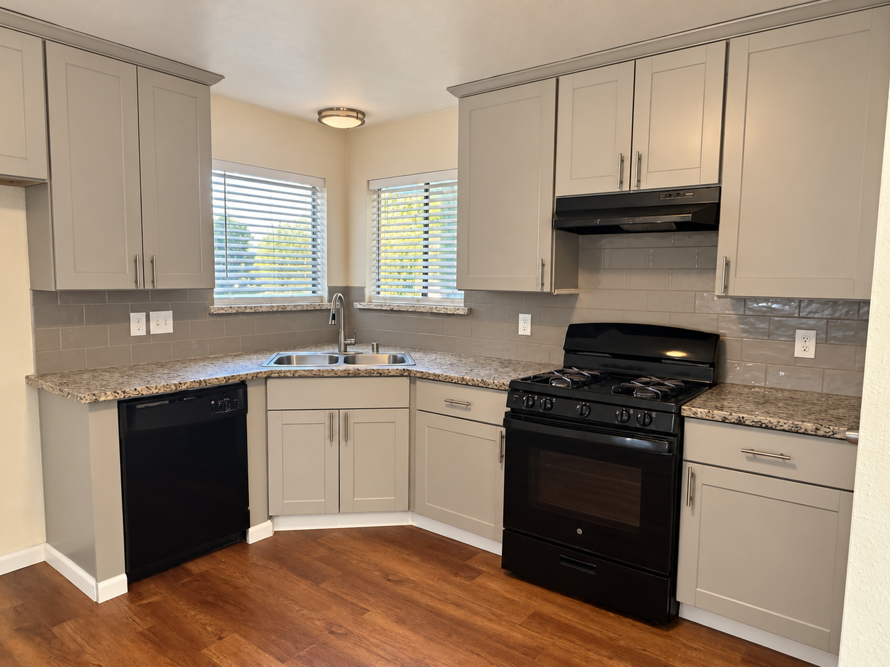304 W Dunham St #1 - Photo 4 of 14