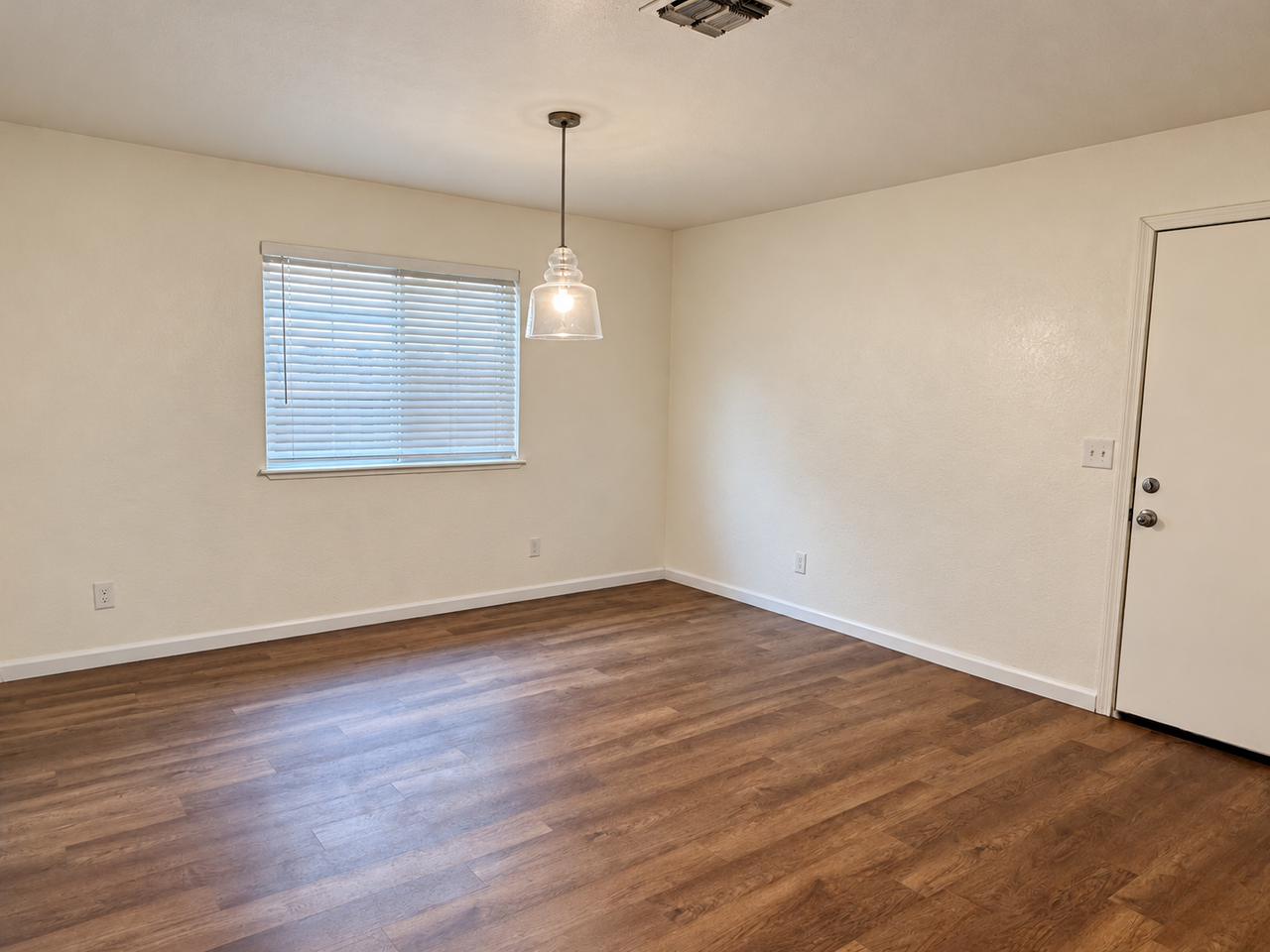 304 W Dunham St #1 - Photo 6 of 14