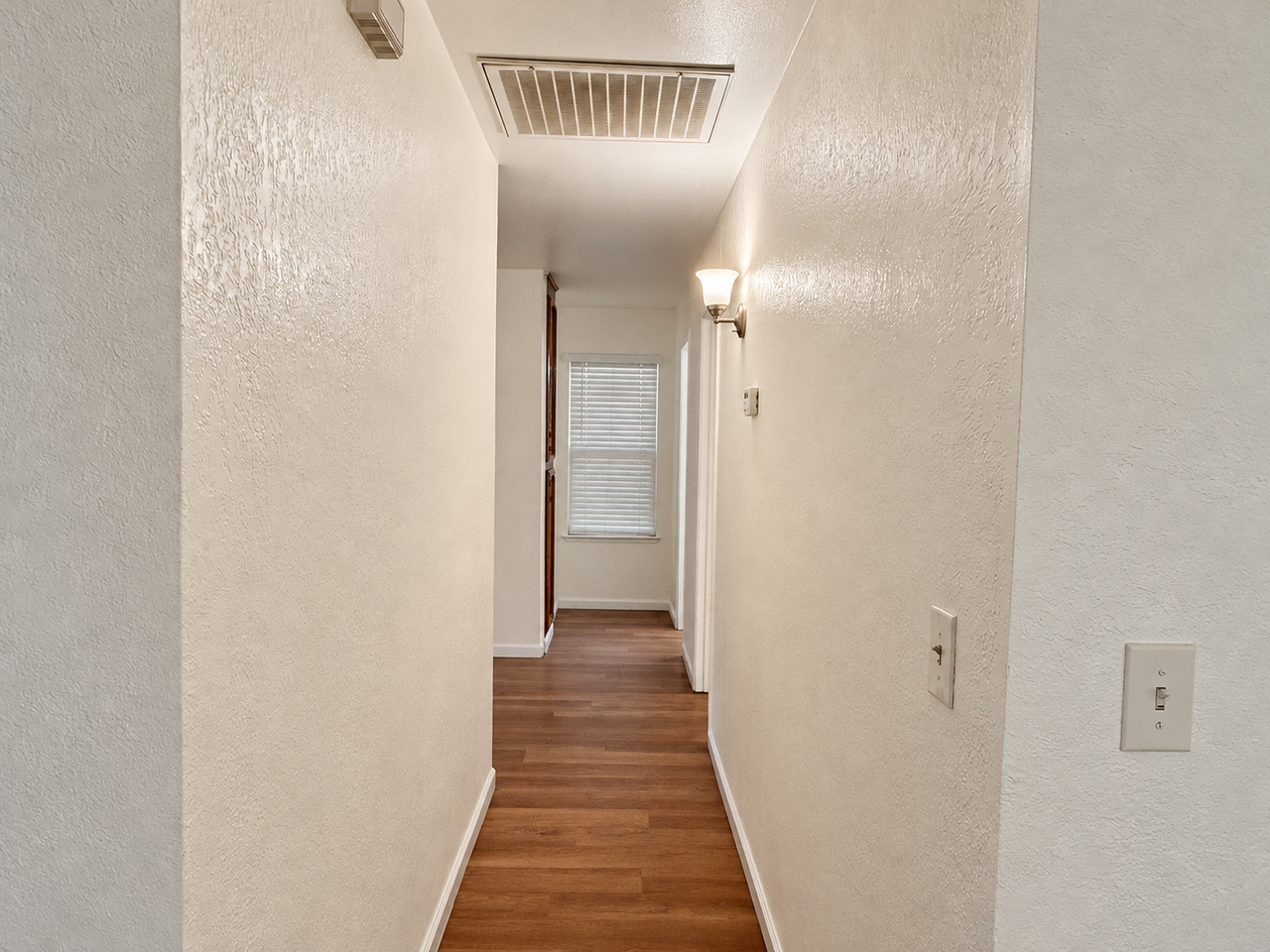 304 W Dunham St #1 - Photo 7 of 14