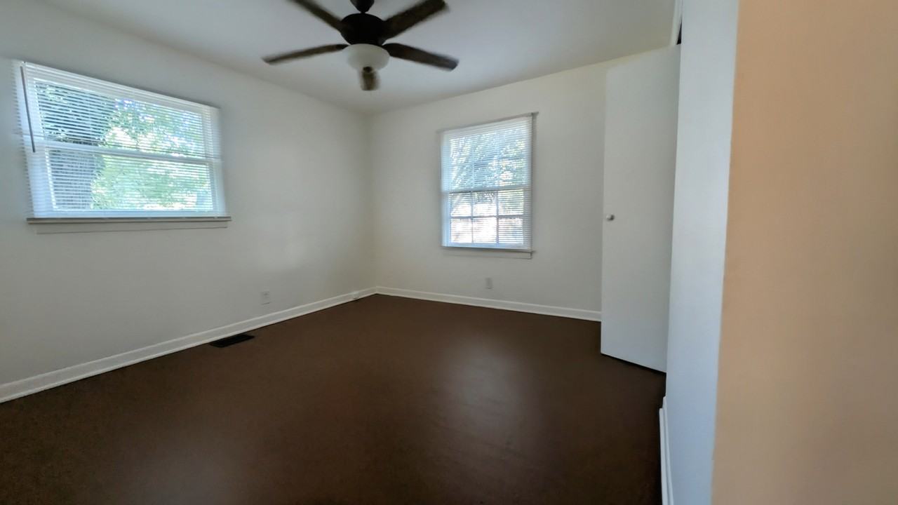 243 Toni Pl Se #1 - Photo 6 of 12