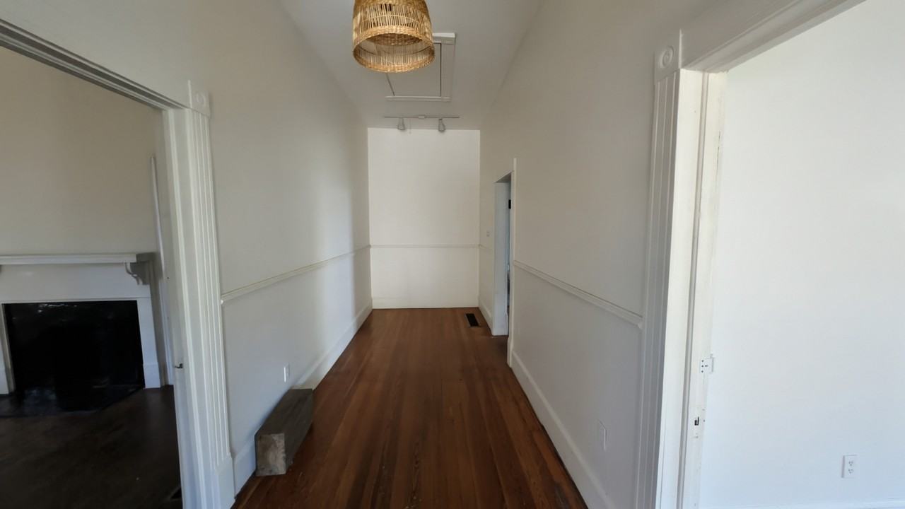 459 Glenwood Ave Se #1 - Photo 6 of 12