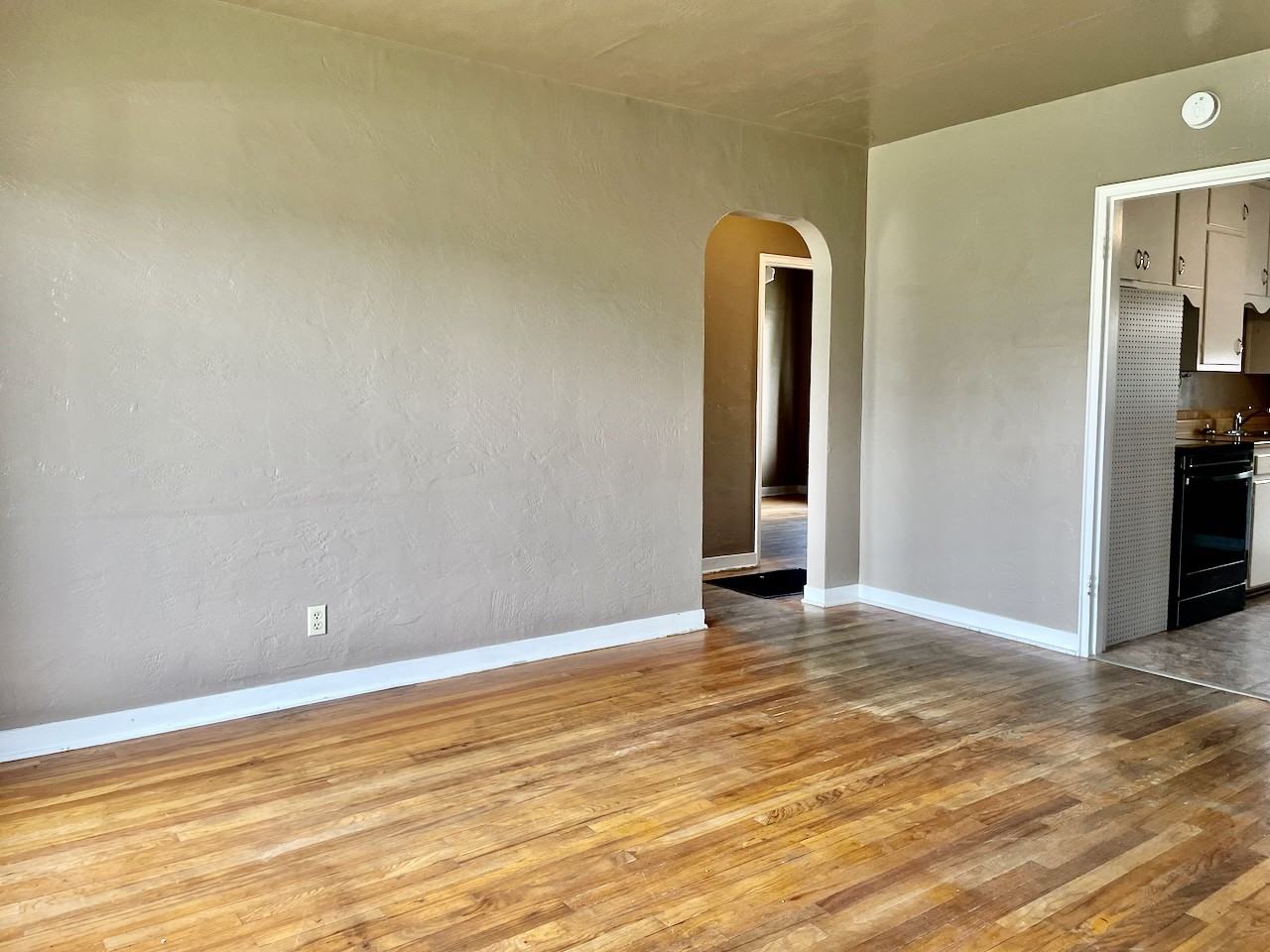 4802 Marquette Ave Ne #2 - Photo 4 of 23