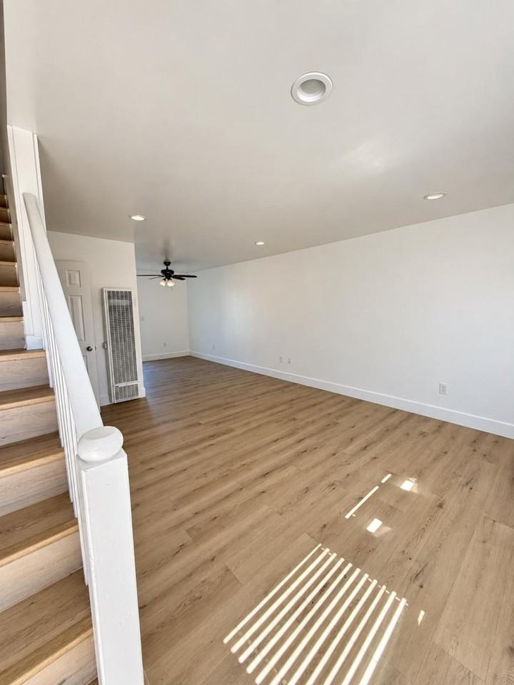 10519 Edison Way - Photo 3 of 10