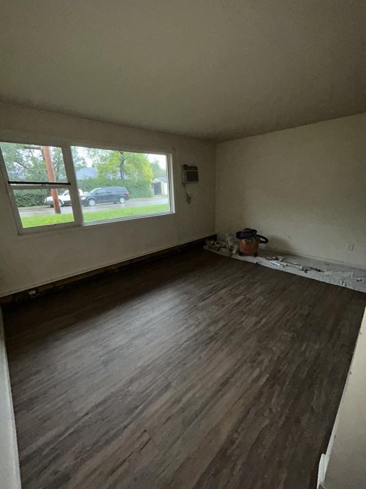 1209 Pasqua St - Photo 3 of 5