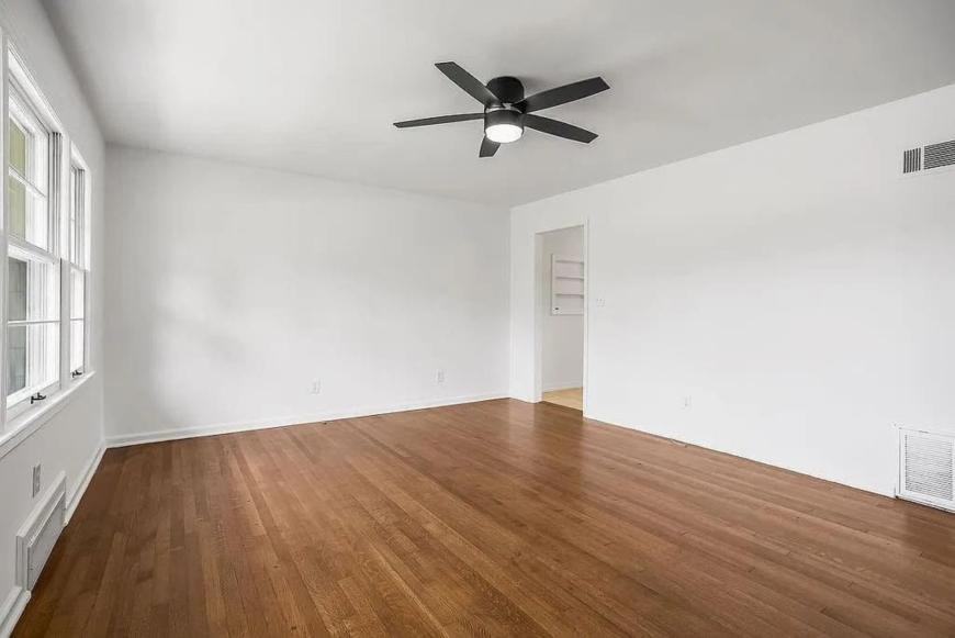 616 S Lee Ave - Photo 5 of 10