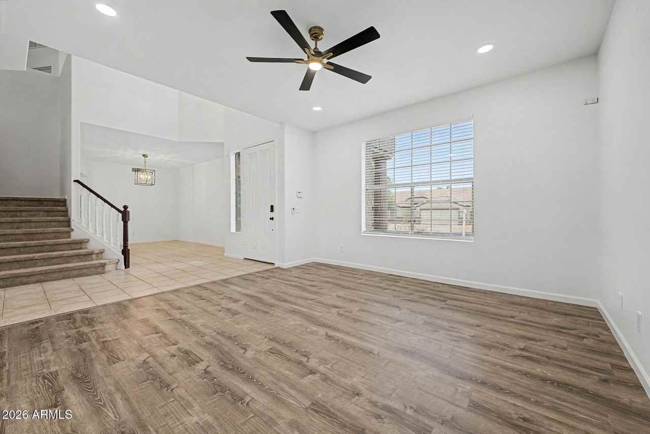 4331 E Prickly Pear Trl - Photo 5 of 36