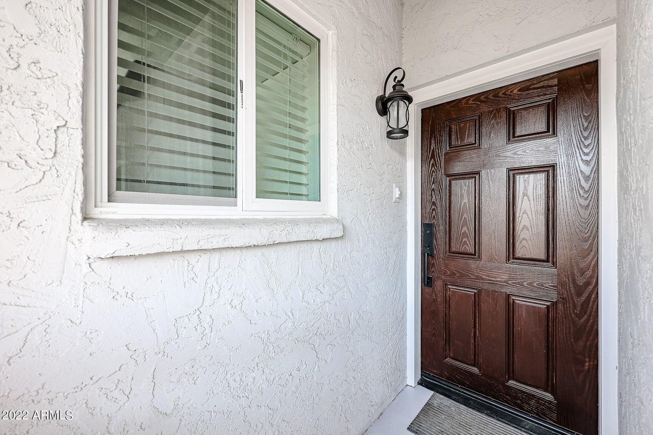 3656 N 70th St - Photo 4 of 30