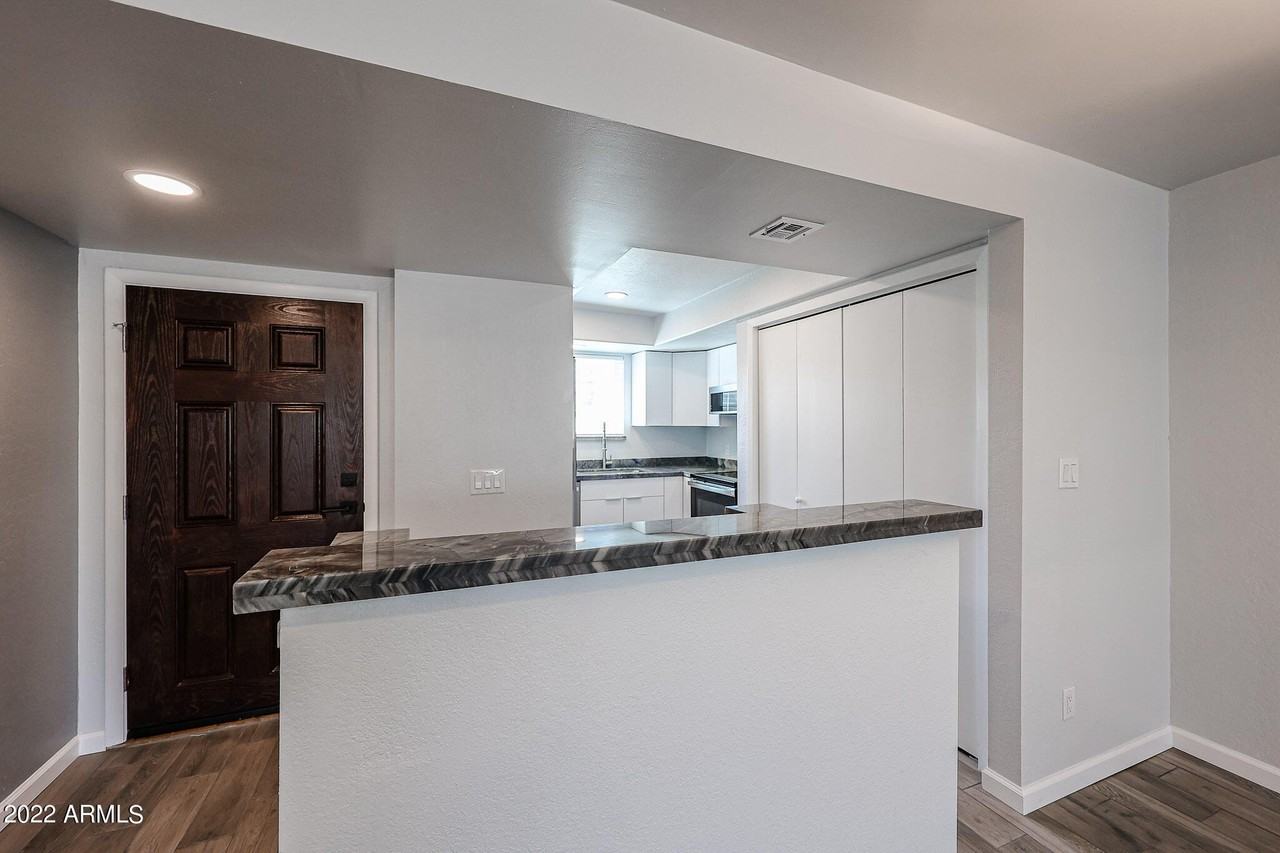 3656 N 70th St - Photo 5 of 30
