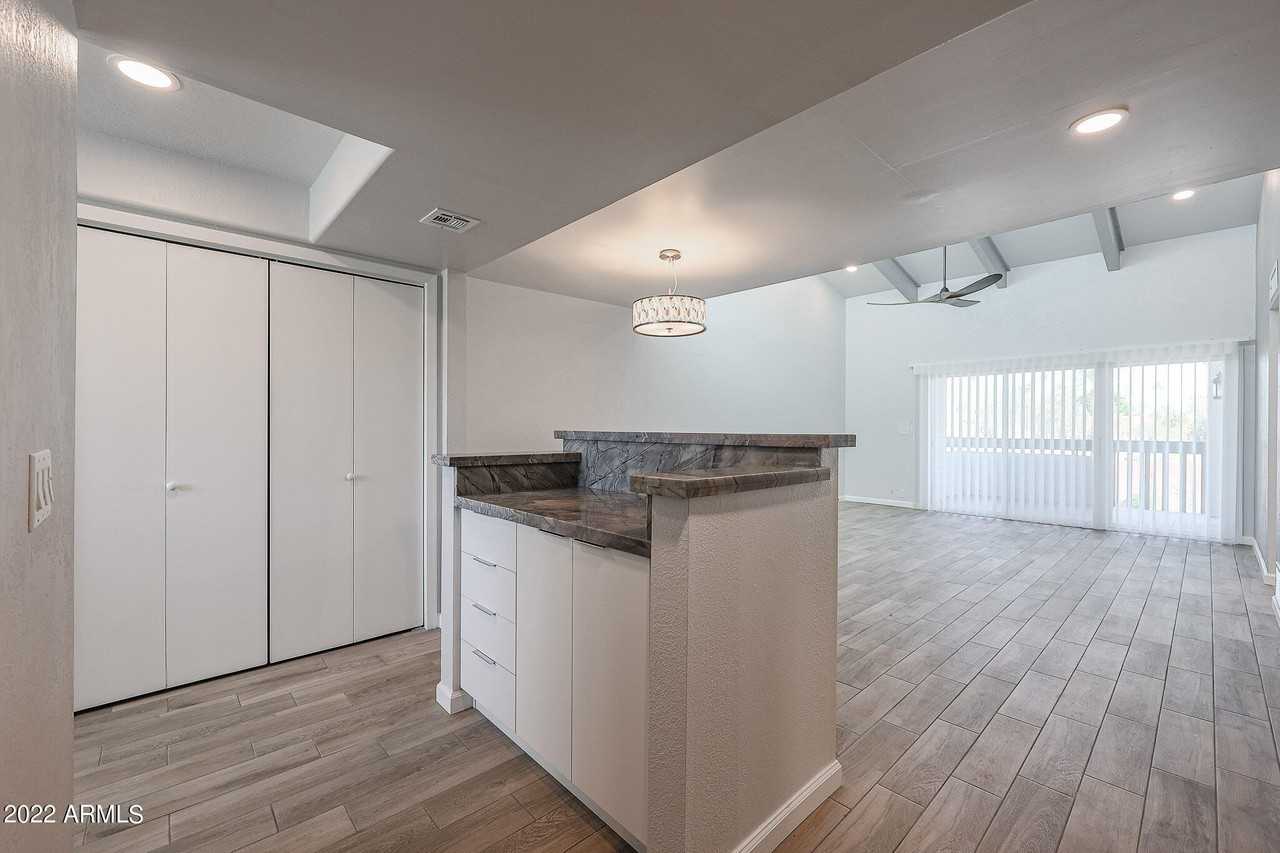 3656 N 70th St - Photo 6 of 30