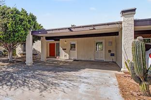 1988 E Oxford Dr - Photo 1 of 1
