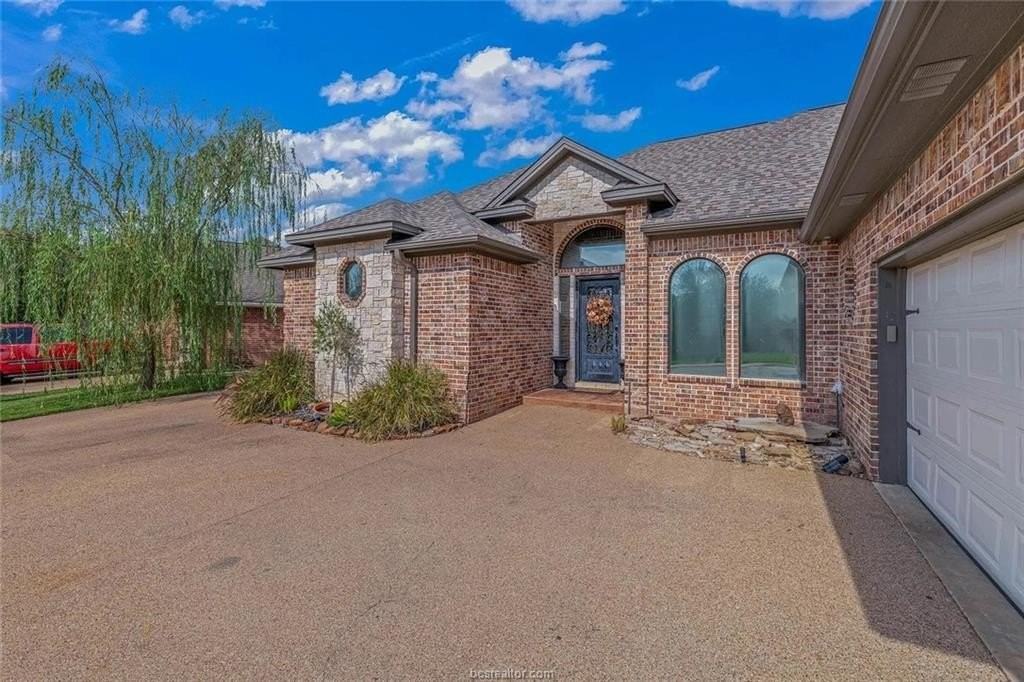 4419 Woodland Ridge Dr - Photo 4 of 40
