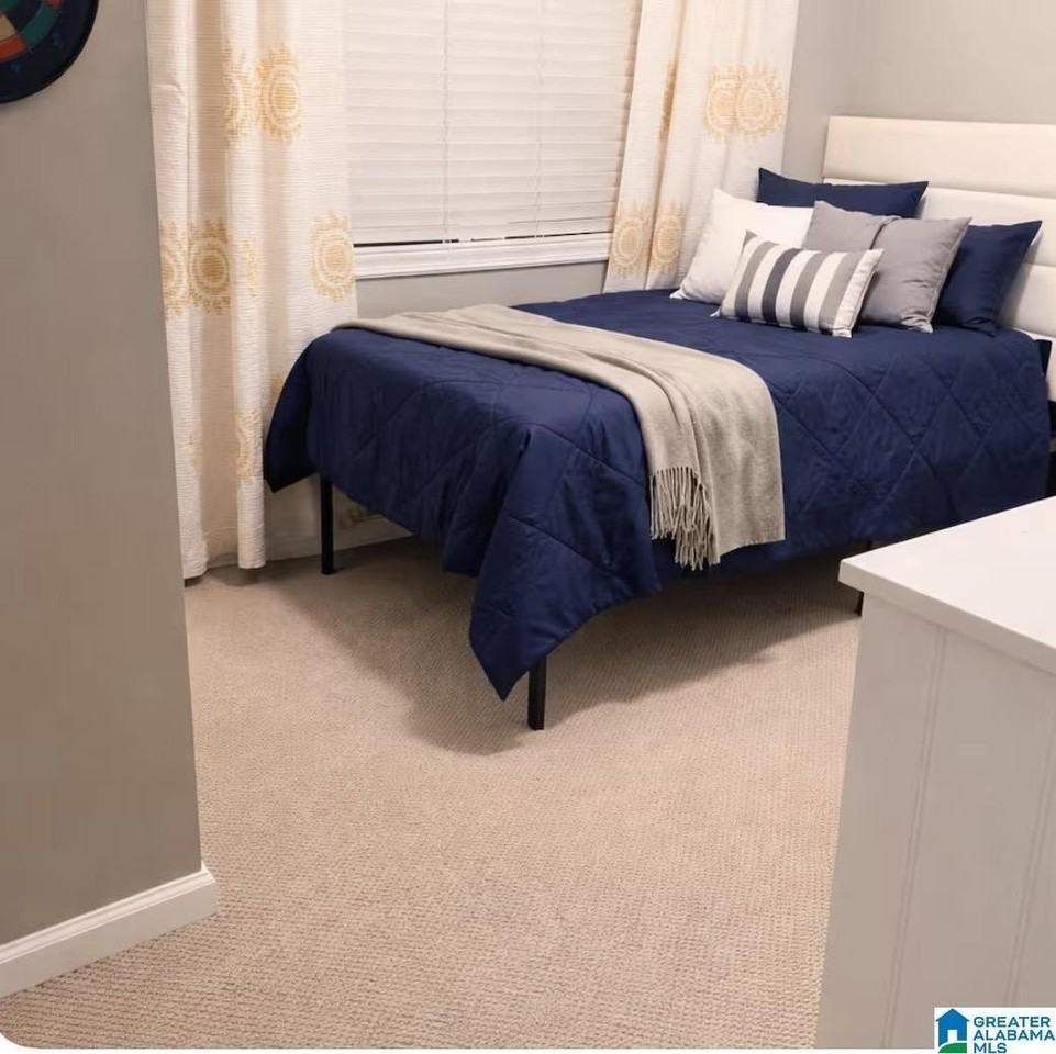 136 Sterling Gate Dr - Photo 6 of 10