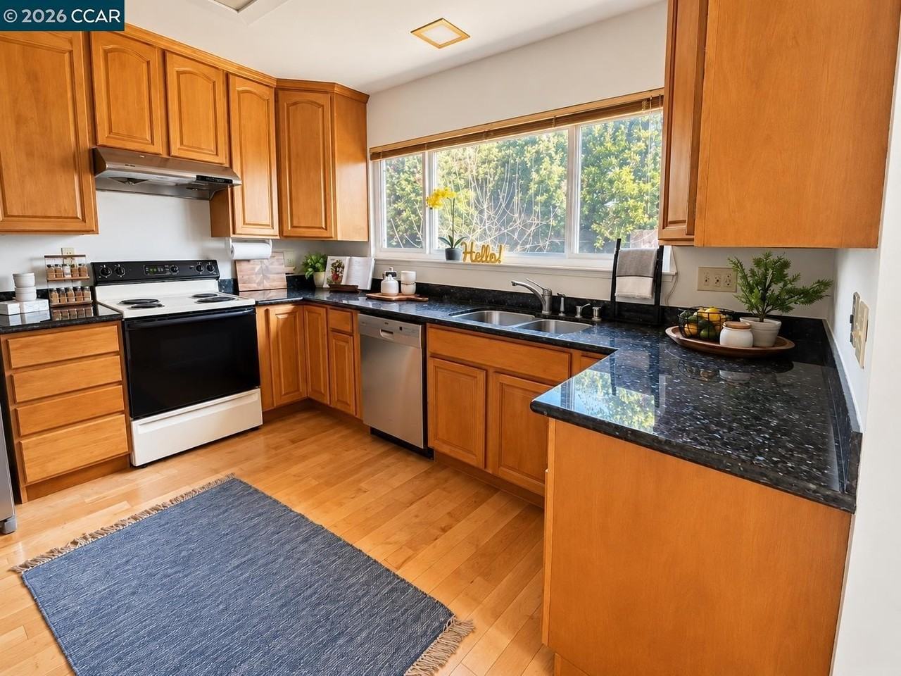 118 Buttercup Ct - Photo 5 of 13