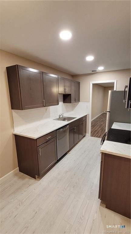 9 Debra Ct #9 - Photo 6 of 39