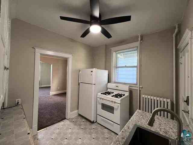 1822 John Ave - Photo 7 of 12