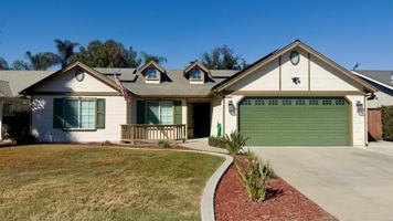 featured image of 884 W Cinnamon Ave