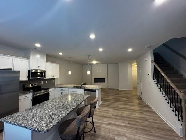 20 Jacobs Farm Ln - Photo 3 of 15