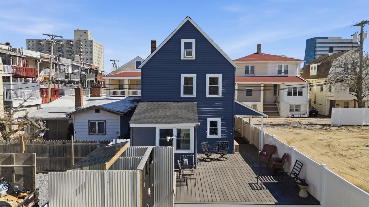 21 S Annapolis Ave