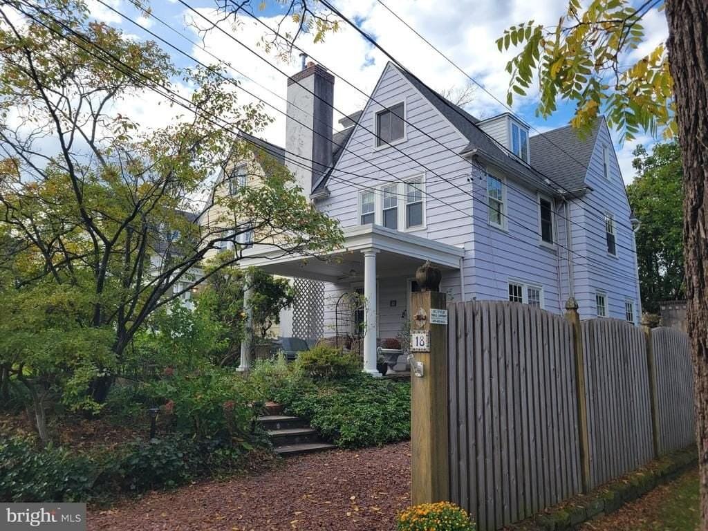 18 Tenmore Rd - Photo 2 of 14