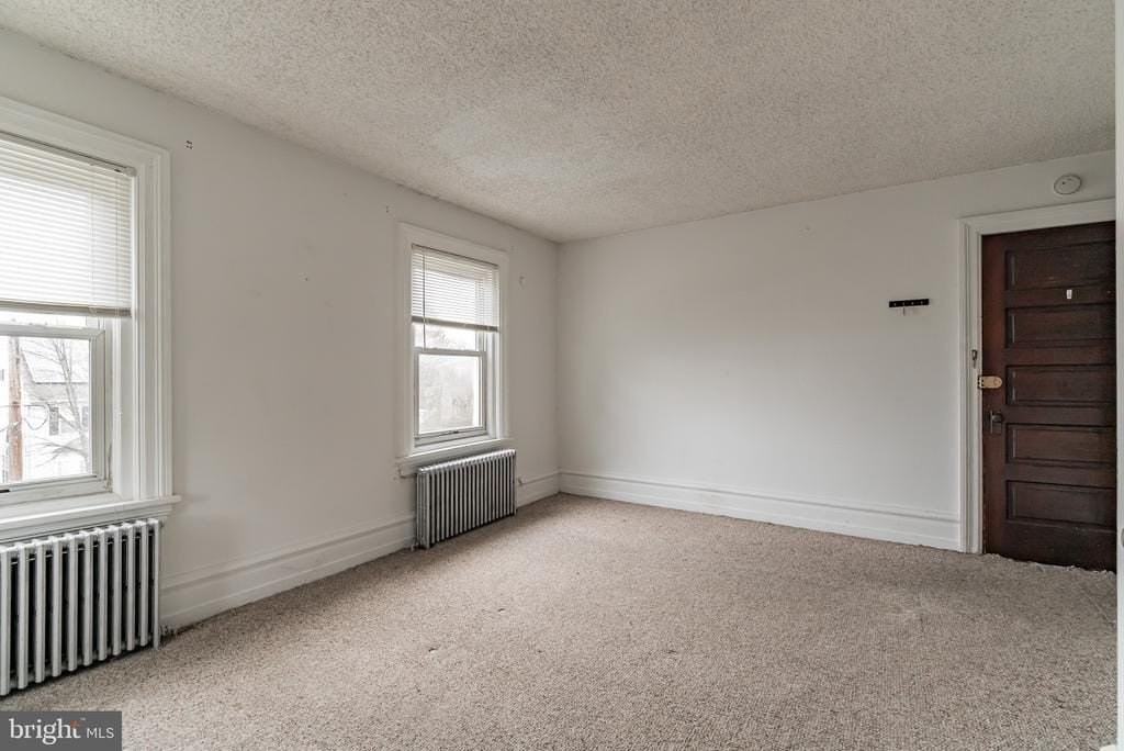 159 Josephine Ave - Photo 4 of 11
