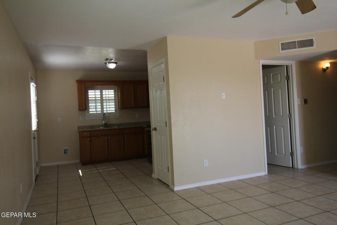 9145 Begonia Pl #B - Photo 7 of 46