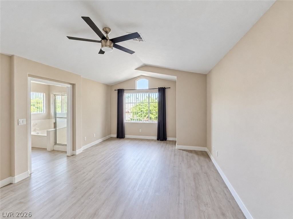 10349 Hunters Meadow Ave - Photo 6 of 23