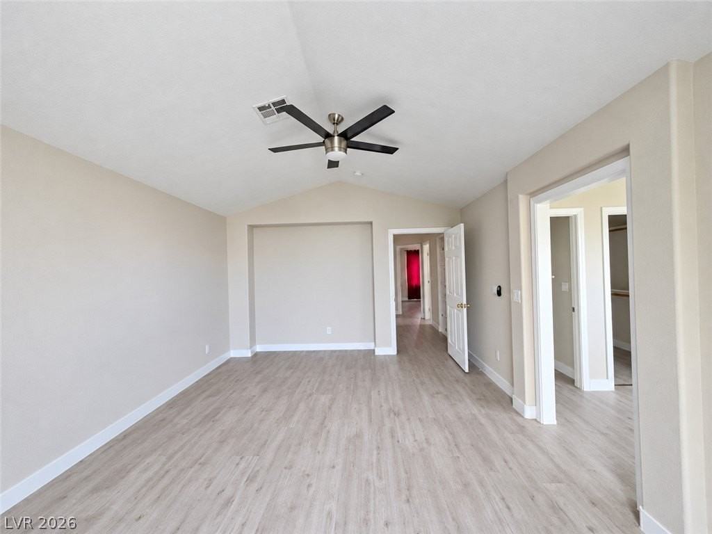 10349 Hunters Meadow Ave - Photo 7 of 23
