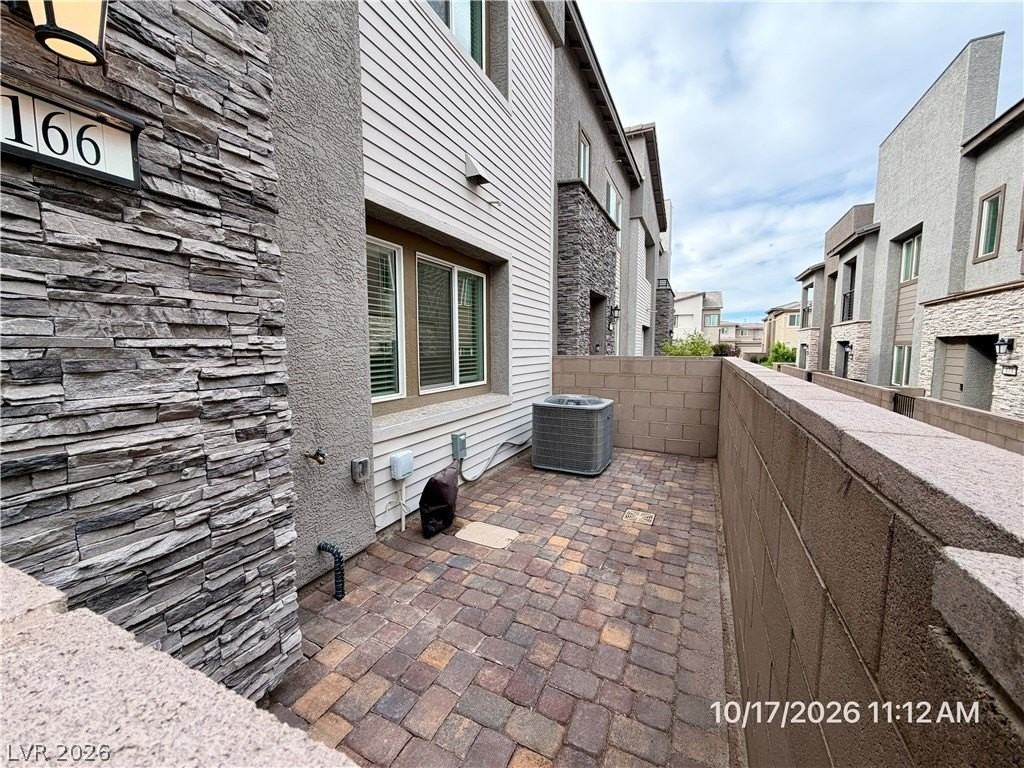 166 Hadley Heights Ct - Photo 3 of 50