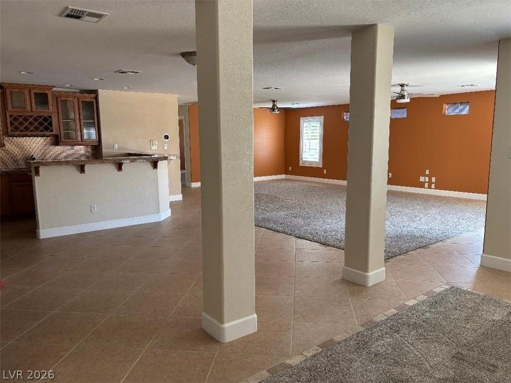 4541 N Campbell Rd - Photo 6 of 31