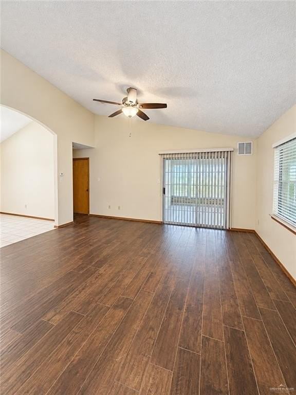 1707 E Gastel Cir - Photo 3 of 20
