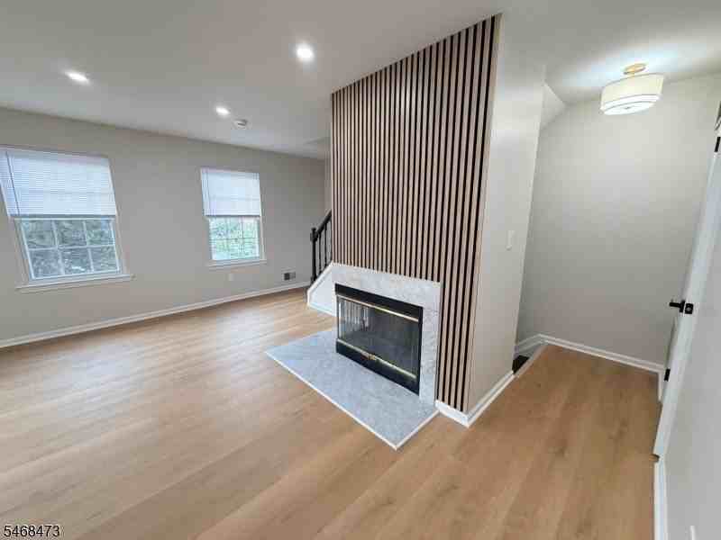 12 Rutgers Dr - Photo 4 of 29