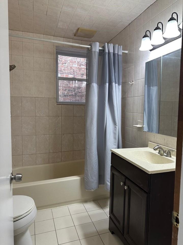 322 24th St - Photo 5 of 6