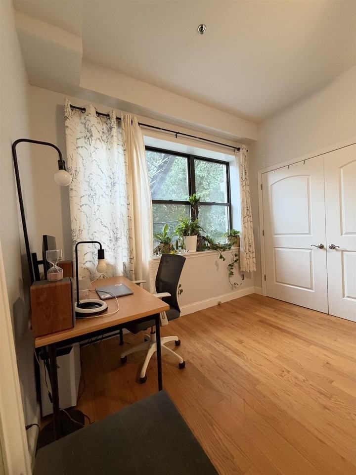 528 Garden St #1 - Photo 7 of 11