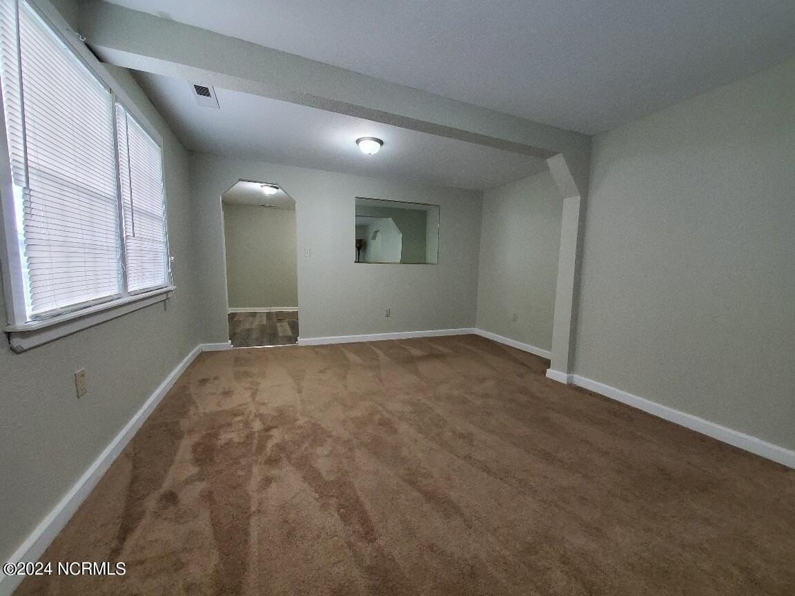 1716 Peartree Rd - Photo 2 of 14