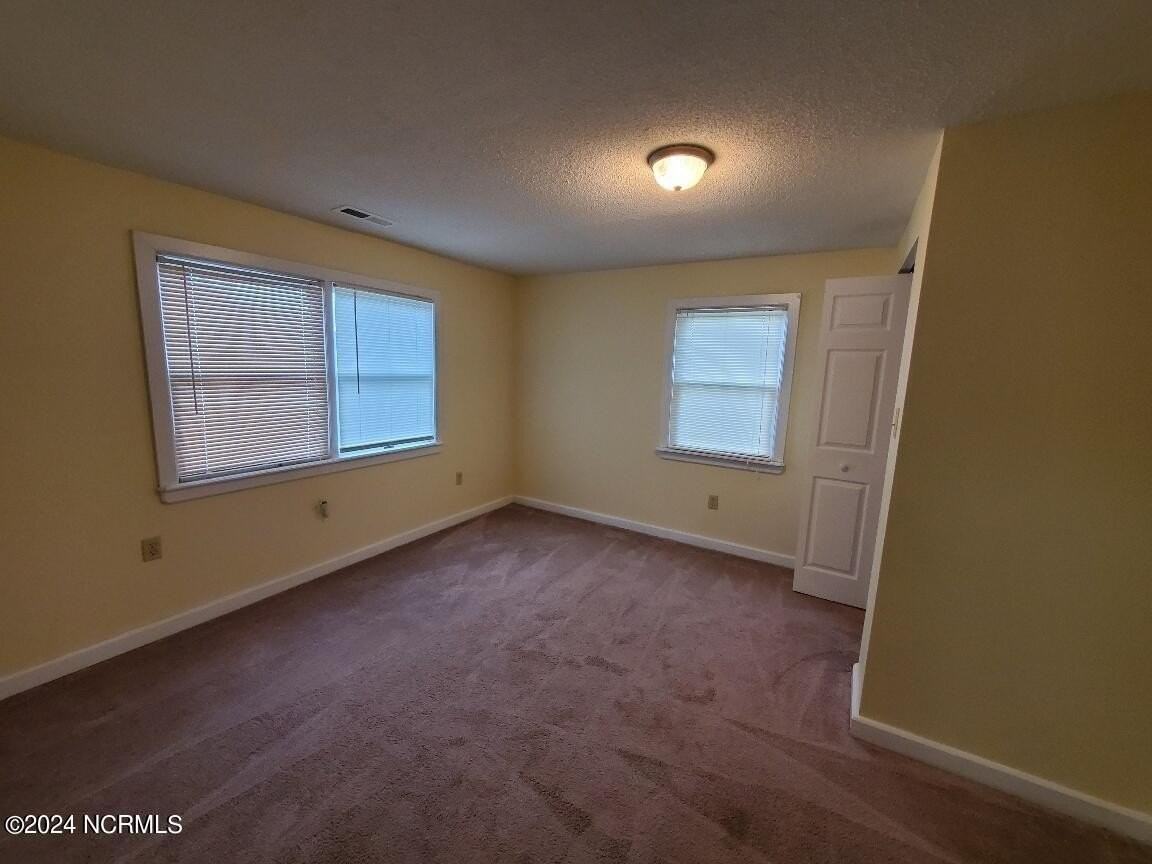 1716 Peartree Rd - Photo 7 of 14