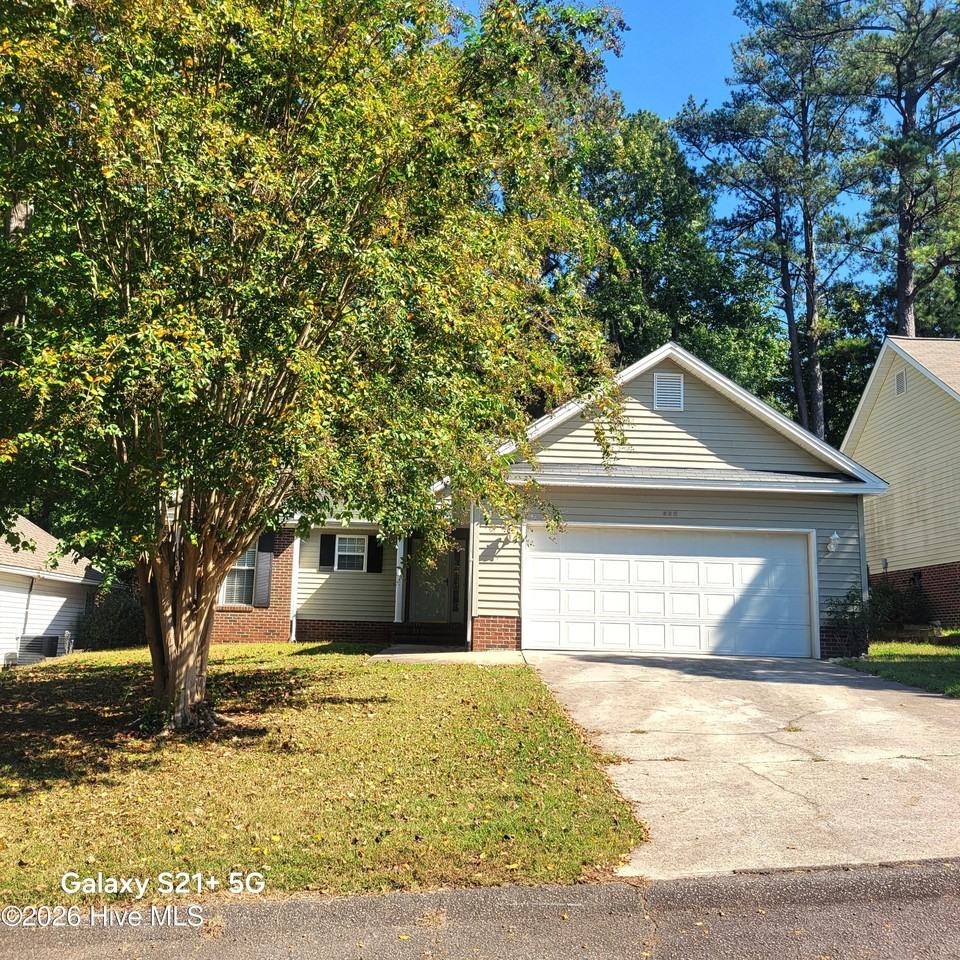 120 Kensington Way - Photo 2 of 31