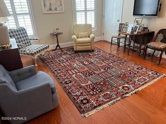 136 Washington St - Photo 5 of 14