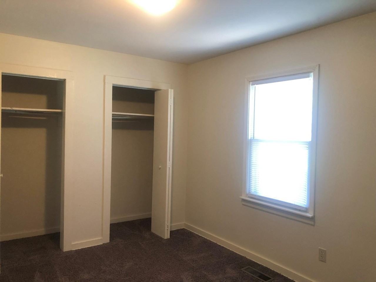417 S Wooldridge Rd - Photo 2 of 9