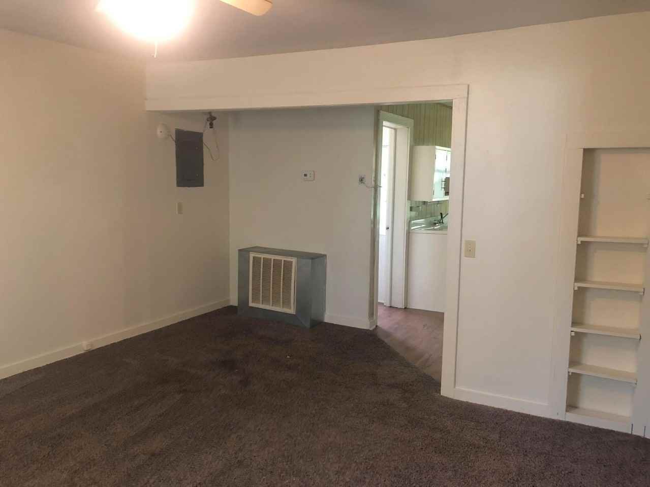 417 S Wooldridge Rd - Photo 3 of 9