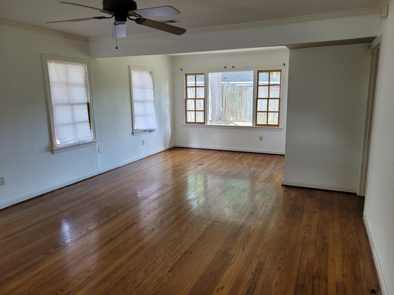 4892 Carnes Ave - Photo 4 of 23