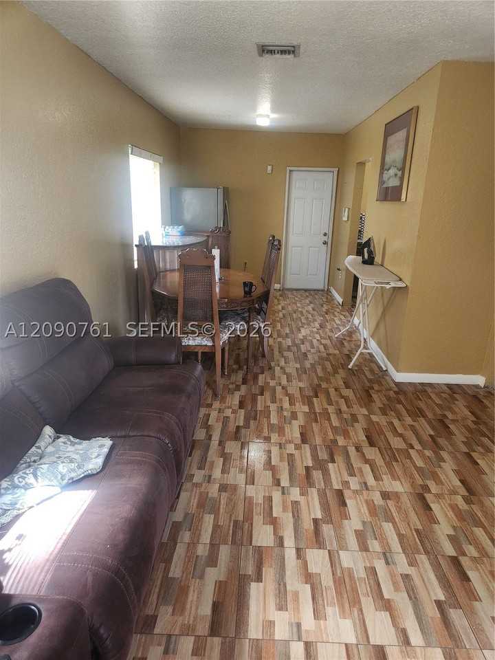 447 Nw 83rd St #447 - Photo 5 of 26