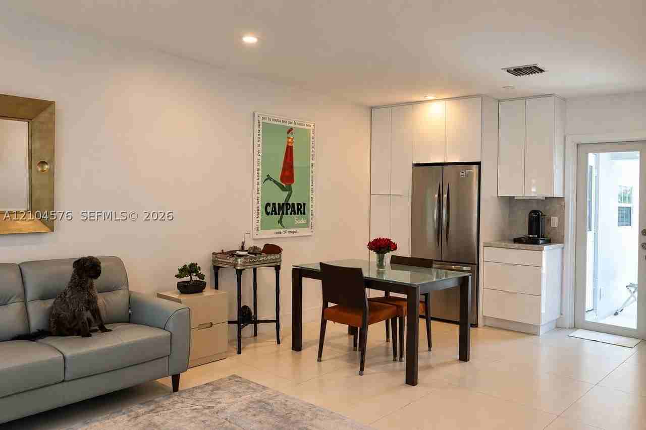 9755 Sw 54th St - Photo 6 of 19