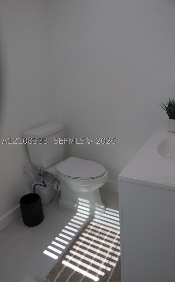 10450 Sw 166th Ter #0 - Photo 3 of 12