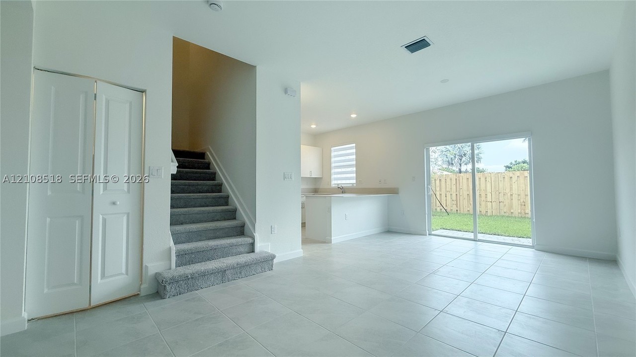 27733 Sw 155th Ct #27733 - Photo 6 of 23