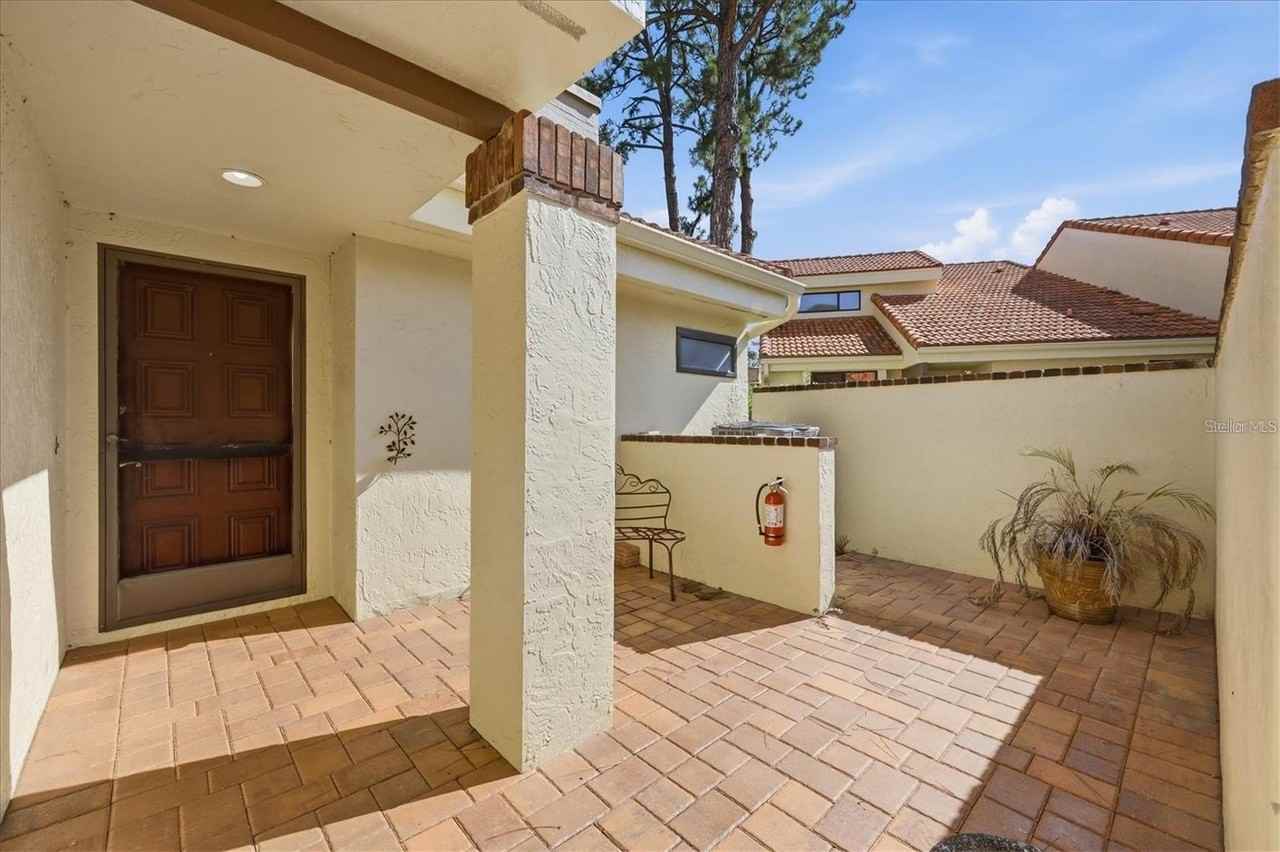 5387 Huntingwood Ct #4 - Photo 2 of 39