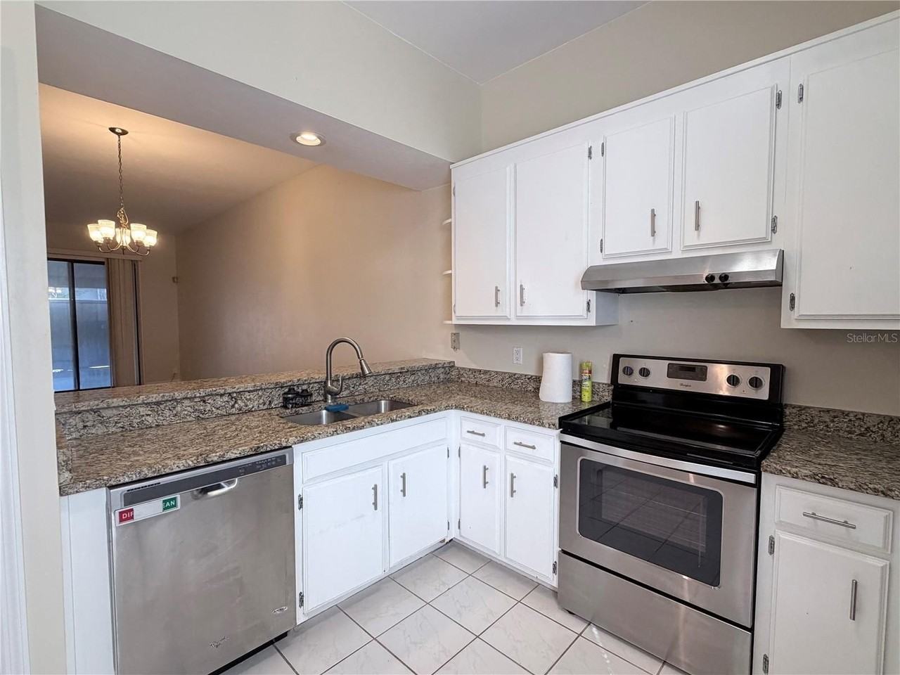3742 Nw 53rd Ln - Photo 4 of 22