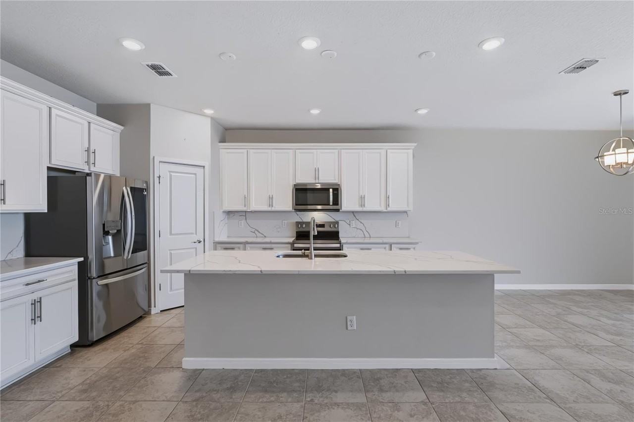 5214 Northern Flicker Dr - Photo 5 of 35