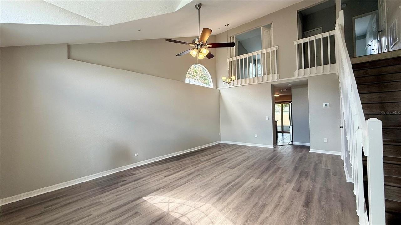 3328 Hamlet Loop - Photo 3 of 24